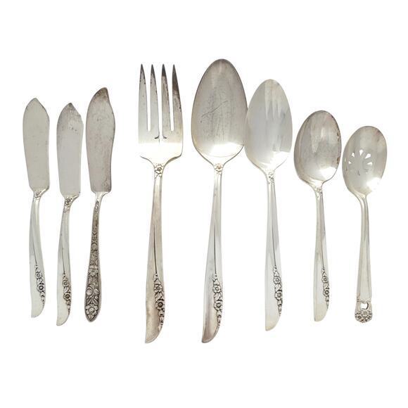 ONEIDA LTD. 1881 ROGERS Lilac Time Pattern Silverplate Flatware 73 Piece Set - Picture 6 of 16